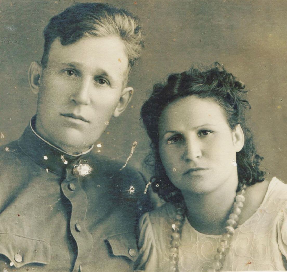 Иван Мартынович со своей женой Антониной Александровной Вербовской